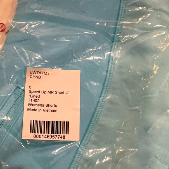 A Lululemon 🍋 Speed Up Mid-Rise Lined Short 4" - Picture 5 of 5